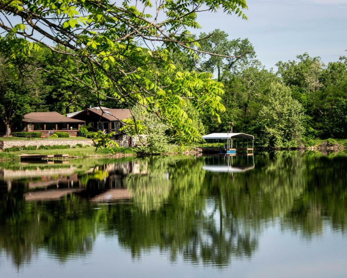 Basswood Resort Platte City Экстерьер фото